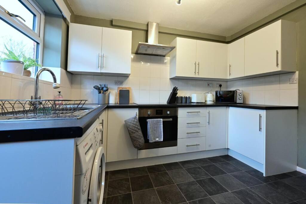 Reduced Rates For Weekly, Monthly And Longer Stays Durham Dış mekan fotoğraf